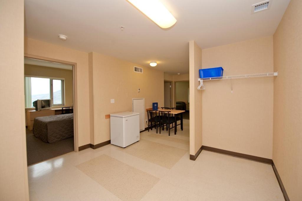 Residence & Conference Centre - Kamloops Room photo